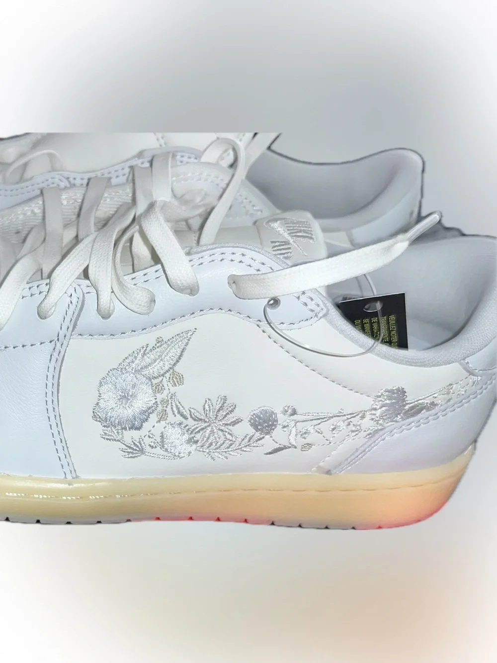 NWT nib 11 floral Jordan Air Jordan 1 Retro Low OG Sail/Off White/Coconut Milk